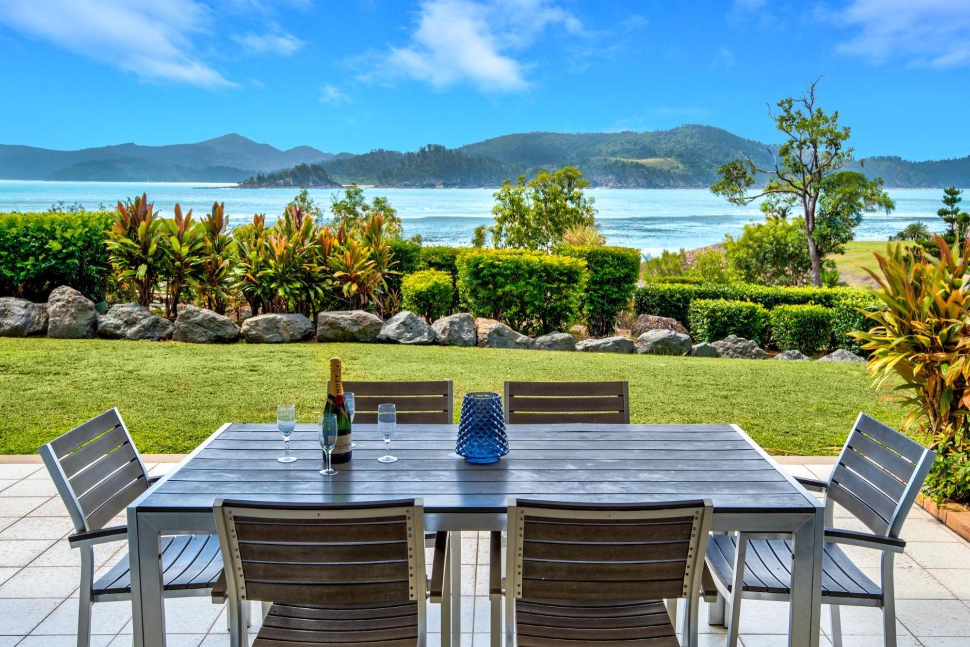 Frangipani Apartments On Hamilton Island By Hiha Esterno foto